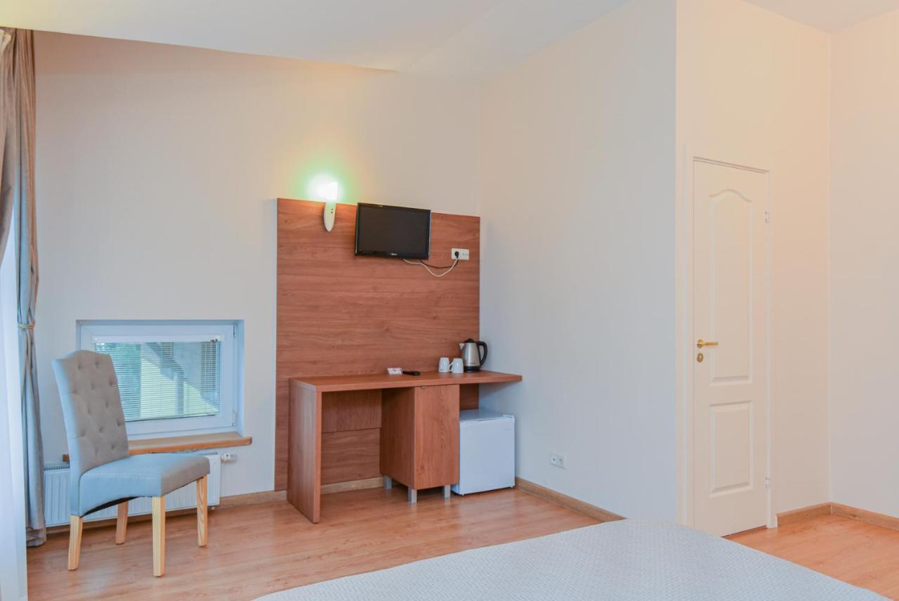 Tako Baras Hotel Клайпеда Екстериор снимка
